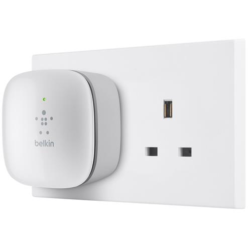 home wifi booster plug in to home outlets